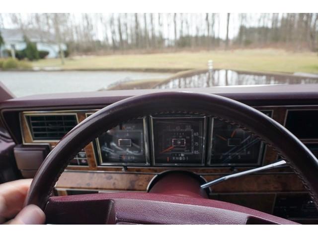 1987 Lincoln Town Car (CC-1211278) for sale in Monroe, New Jersey