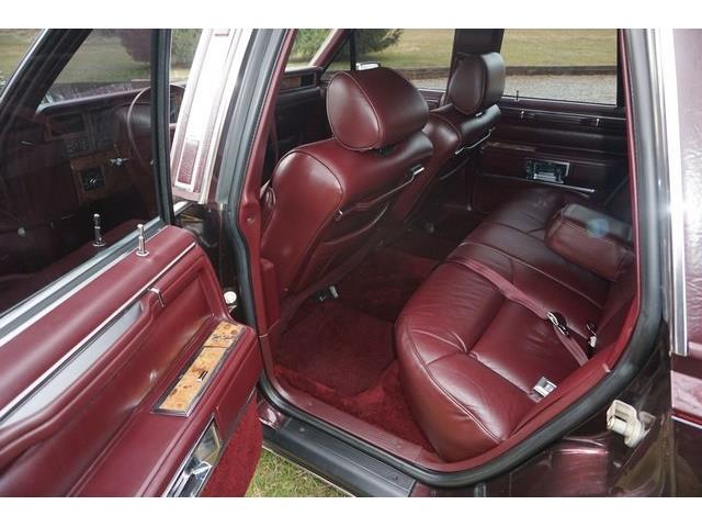 1987 Lincoln Town Car (CC-1211278) for sale in Monroe, New Jersey