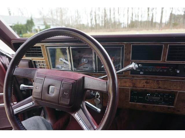 1987 Lincoln Town Car (CC-1211278) for sale in Monroe, New Jersey