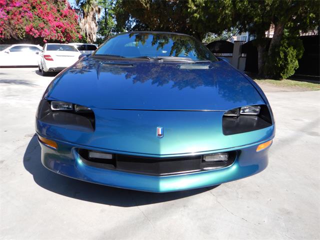 1995 Chevrolet Camaro Z28 (CC-1211796) for sale in Woodland Hills, California