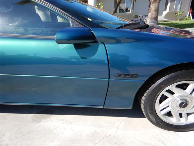 1995 Chevrolet Camaro Z28 (CC-1211796) for sale in Woodland Hills, California