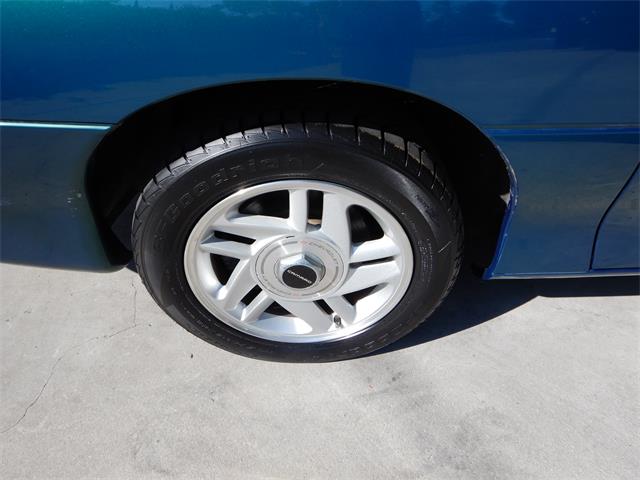 1995 Chevrolet Camaro Z28 (CC-1211796) for sale in Woodland Hills, California
