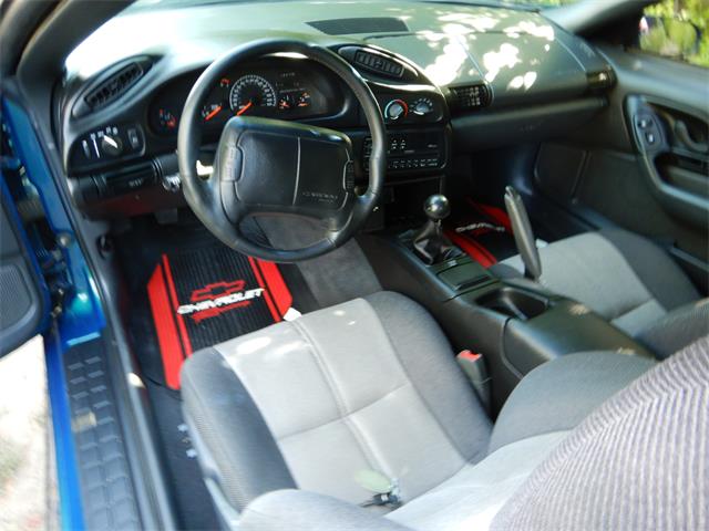1995 Chevrolet Camaro Z28 (CC-1211796) for sale in Woodland Hills, California
