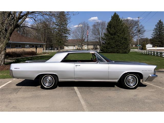 1964 Pontiac Grand Prix for sale on BaT Auctions - closed on August 18,  2021 (Lot #53,373)