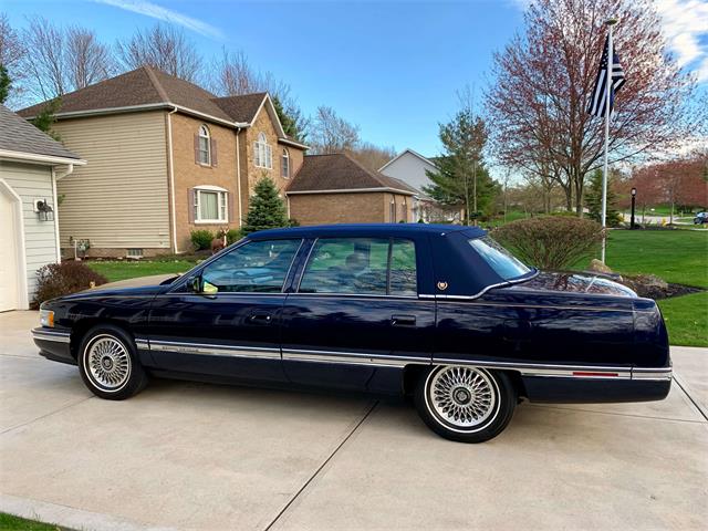 1994 Cadillac Sedan DeVille (CC-1210365) for sale in NORTH ROYALTON, Ohio