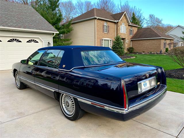 1994 Cadillac Sedan DeVille (CC-1210365) for sale in NORTH ROYALTON, Ohio