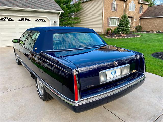 1994 Cadillac Sedan DeVille (CC-1210365) for sale in NORTH ROYALTON, Ohio