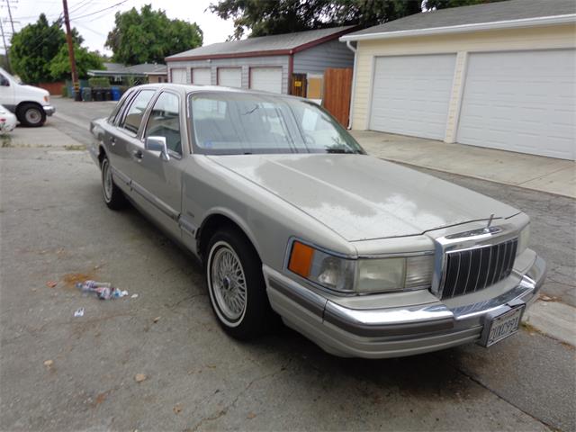 1990 Lincoln Town Car (CC-1214297) for sale in Monrovia, California
