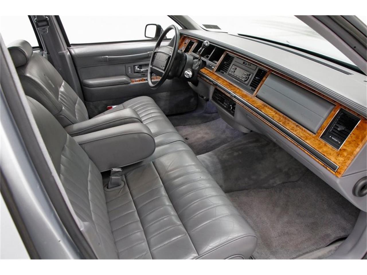 1993 Lincoln Town Car for Sale CC1215472