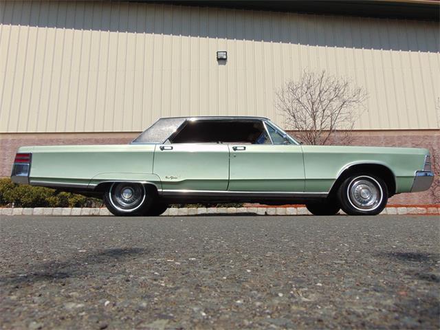 1967 Chrysler New Yorker (CC-1215737) for sale in Neptune, New Jersey