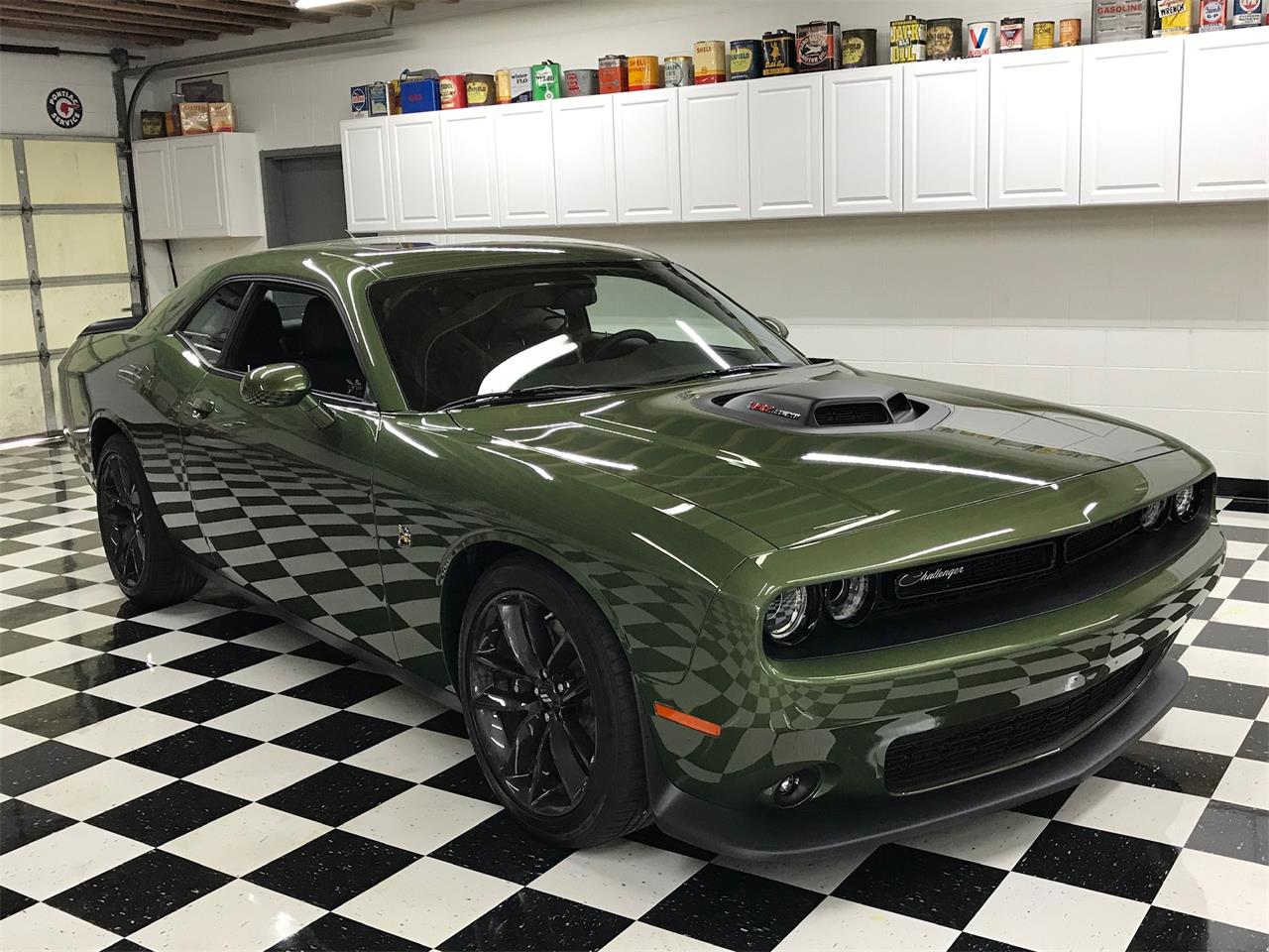 Dodge challenger rt 2019