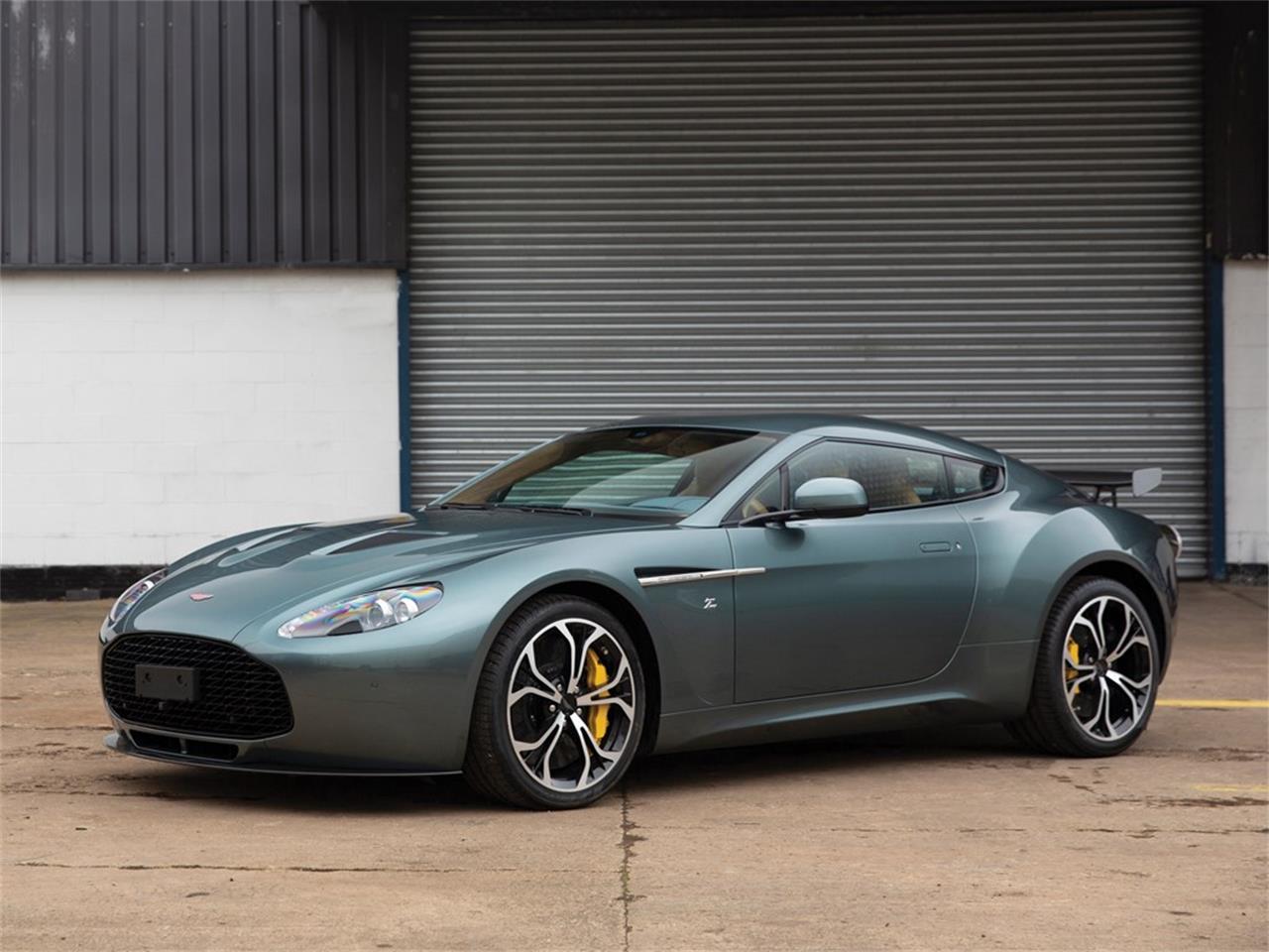 Aston Martin v12 Zagato