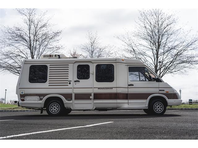 1985 Winnebago Recreational Vehicle (CC-1218133) for sale in Doylestown, Pennsylvania