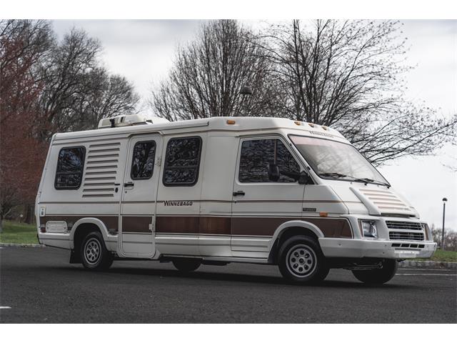 1985 Winnebago Recreational Vehicle (CC-1218133) for sale in Doylestown, Pennsylvania