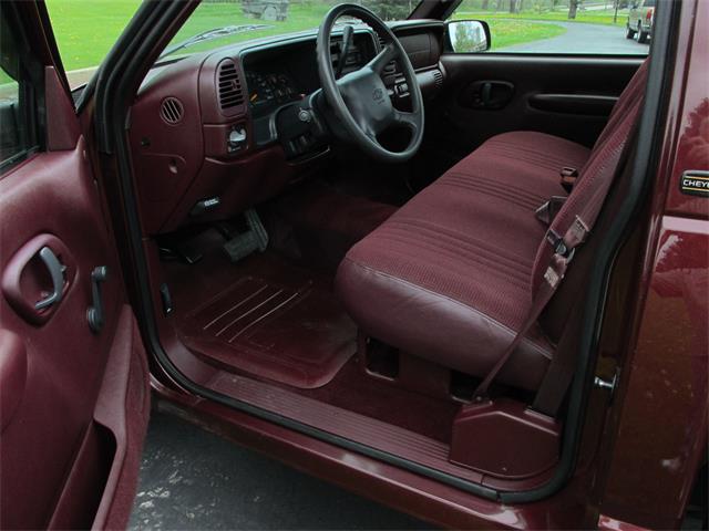 1998 Chevrolet Cheyenne (CC-1218731) for sale in Goodrich, Michigan