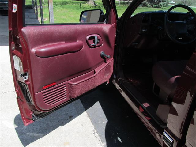 1998 Chevrolet Cheyenne (CC-1218731) for sale in Goodrich, Michigan