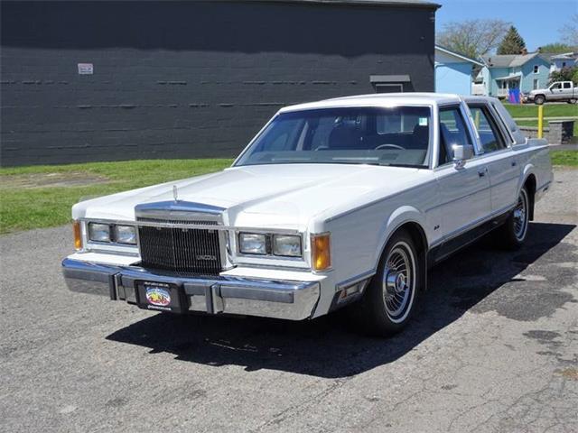 1989 Lincoln Town Car (CC-1221821) for sale in Hilton, New York