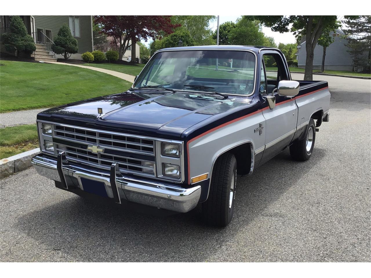 1985-chevrolet-c10-for-sale-classiccars-cc-1227044