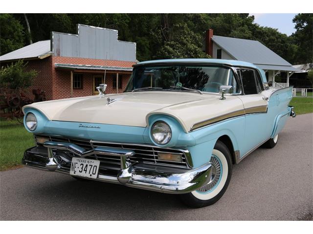1957 Ford Fairlane 500 (CC-1227680) for sale in Conroe, Texas