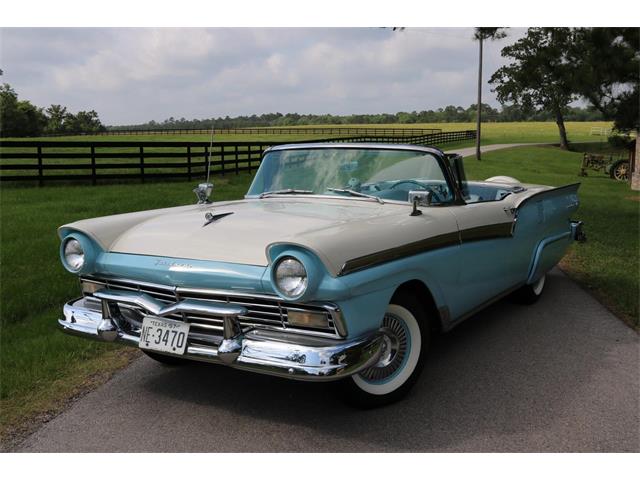 1957 Ford Fairlane 500 (CC-1227680) for sale in Conroe, Texas