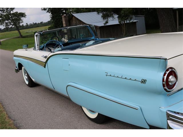 1957 Ford Fairlane 500 (CC-1227680) for sale in Conroe, Texas