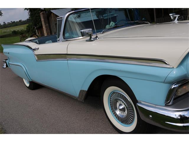 1957 Ford Fairlane 500 (CC-1227680) for sale in Conroe, Texas