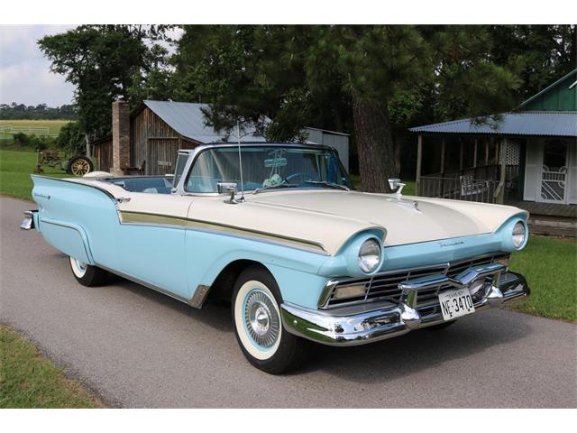 1957 Ford Fairlane 500 (CC-1227680) for sale in Conroe, Texas