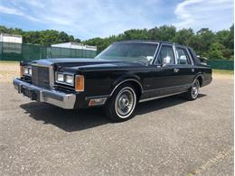 1989 Lincoln Town Car (CC-1228194) for sale in West Babylon, New York