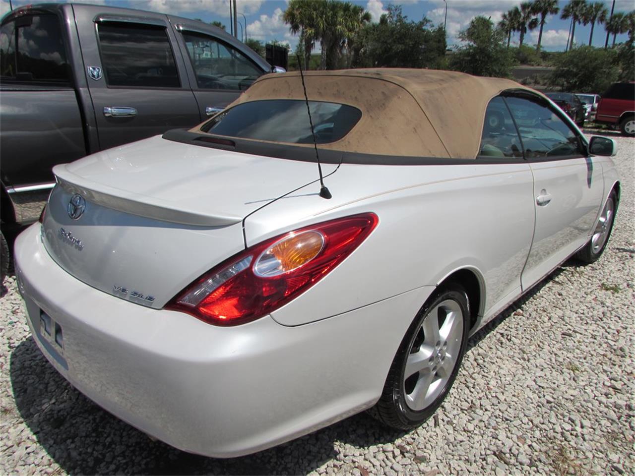 Toyota solara 2006