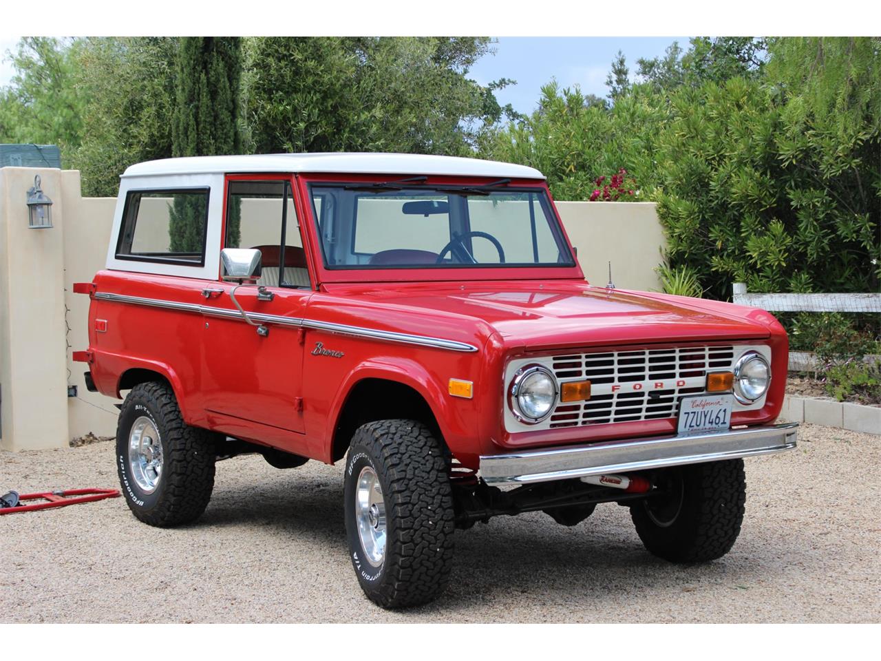 Ford bronco 1975