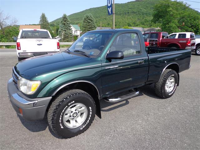 2000 Toyota Tacoma (CC-1236393) for sale in Mill Hall, Pennsylvania