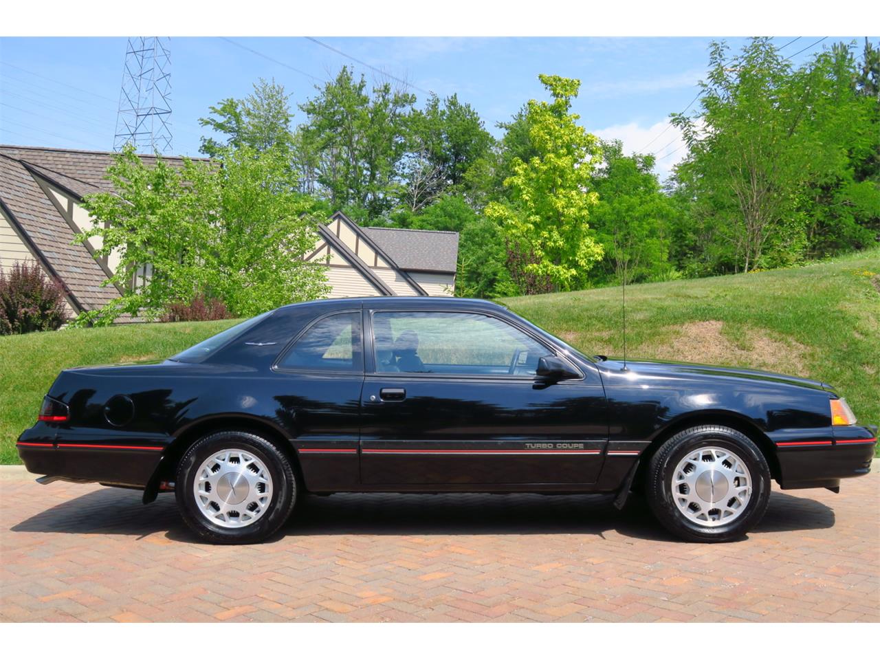 Ford thunderbird 1987