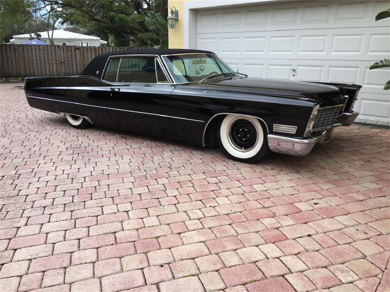 Cadillac Deville 1967 Black