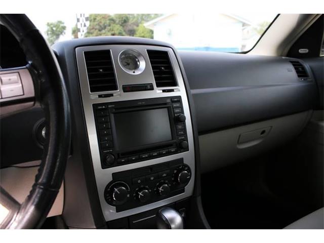 2006 Chrysler 300 (CC-1242385) for sale in Hilton, New York