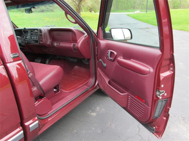 1998 Chevrolet Cheyenne (CC-1240362) for sale in Goodrich, Michigan