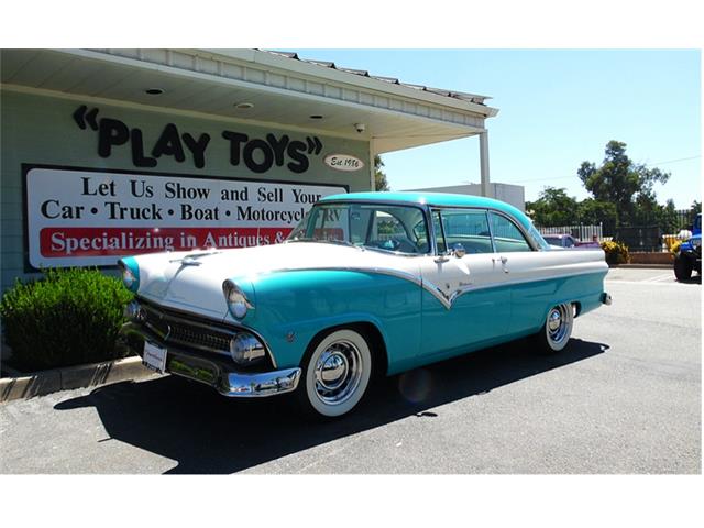 1955 Ford Victoria (CC-1244080) for sale in Redlands, California