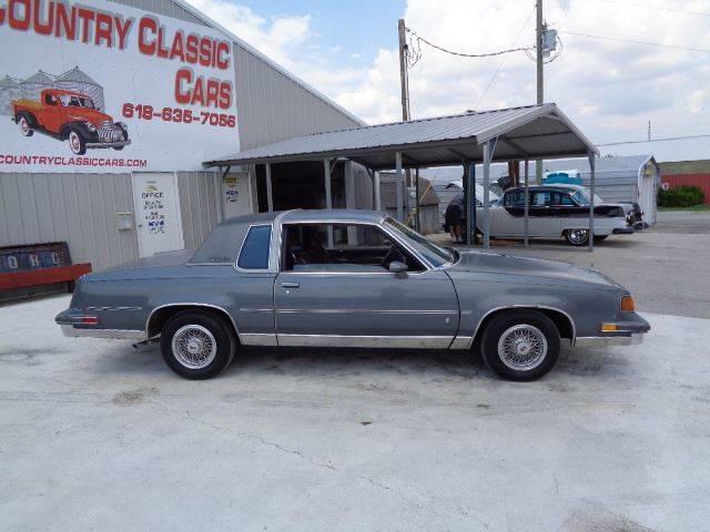 1988 Oldsmobile Cutlass Supreme (CC-1244235) for sale in Staunton, Illinois