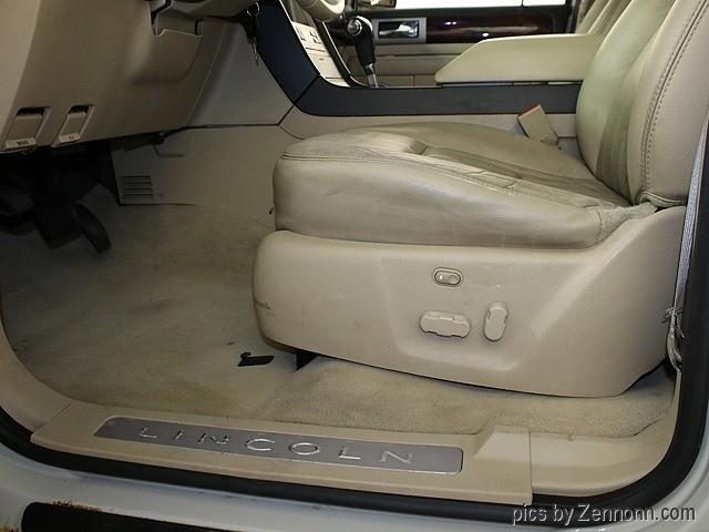 2005 Lincoln Navigator (CC-1244314) for sale in Addison, Illinois