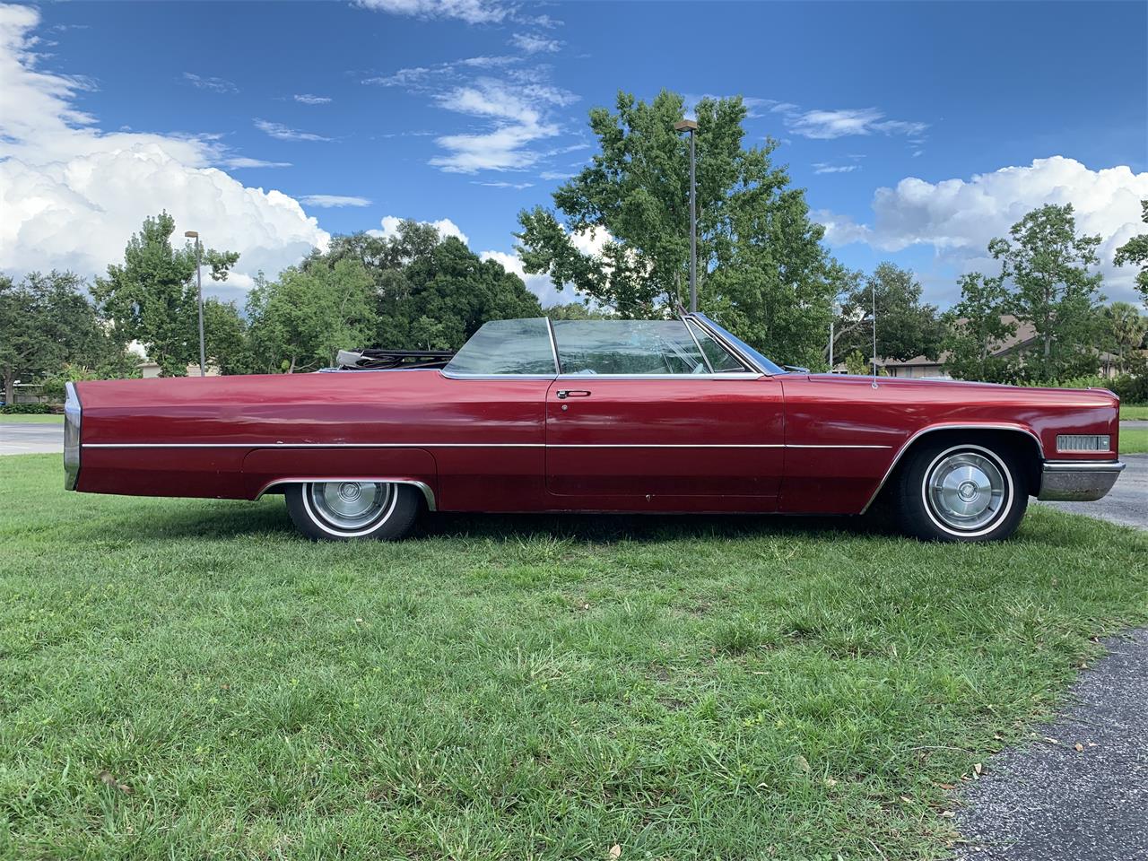 Cadillac coupe deville 1966