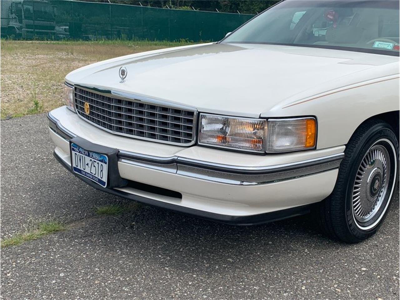 1995 Cadillac DeVille for Sale | ClassicCars.com | CC-1244618