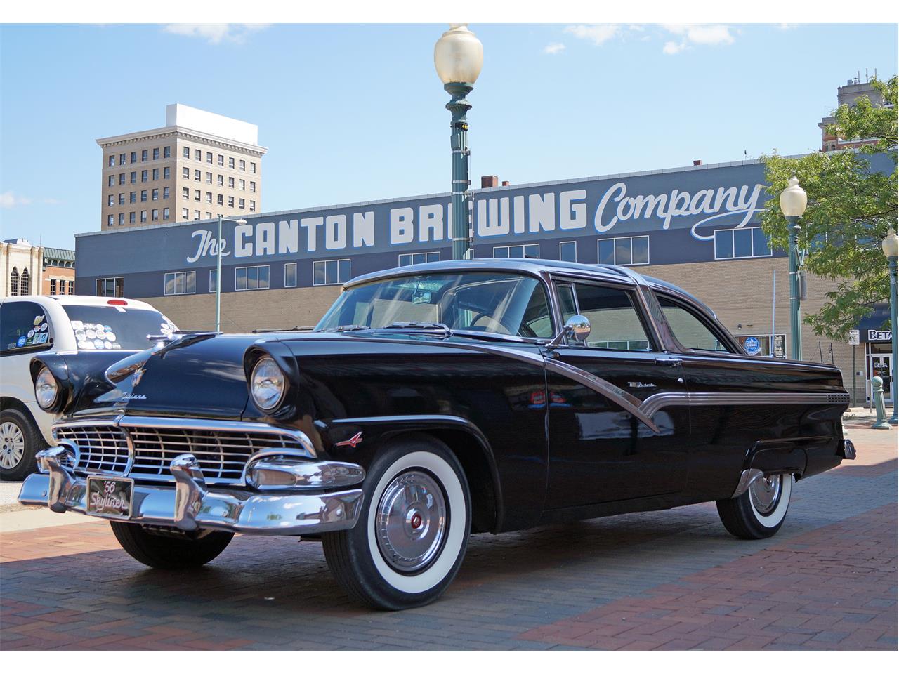 1956-ford-fairlane-crown-victoria-skyliner-for-sale-classiccars
