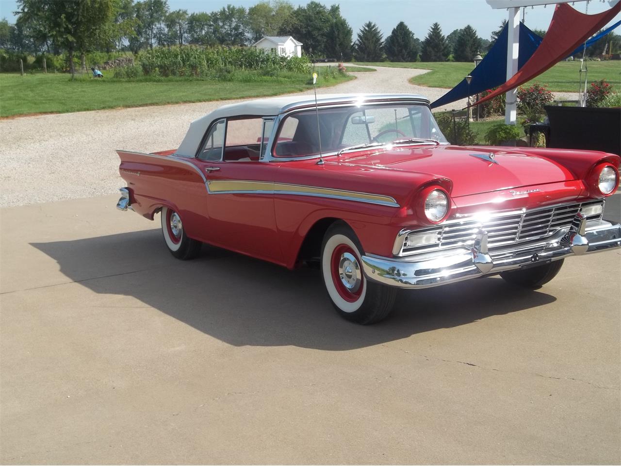 amt 1957 ford fairlane 500