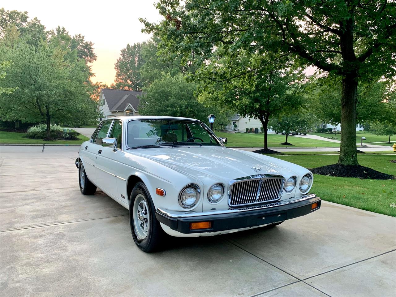 1985 Jaguar XJ6 for Sale | ClassicCars.com | CC-1248211