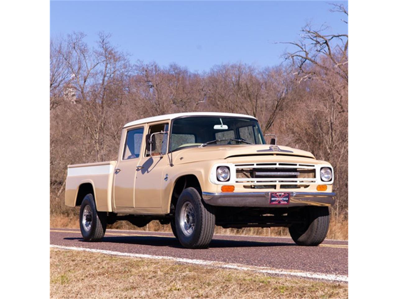 Пикап интернешнл. International Harvester пикап. International Harvester Travelall 1968. International Harvester Travelette Pickup. Chevrolet International Harvester.