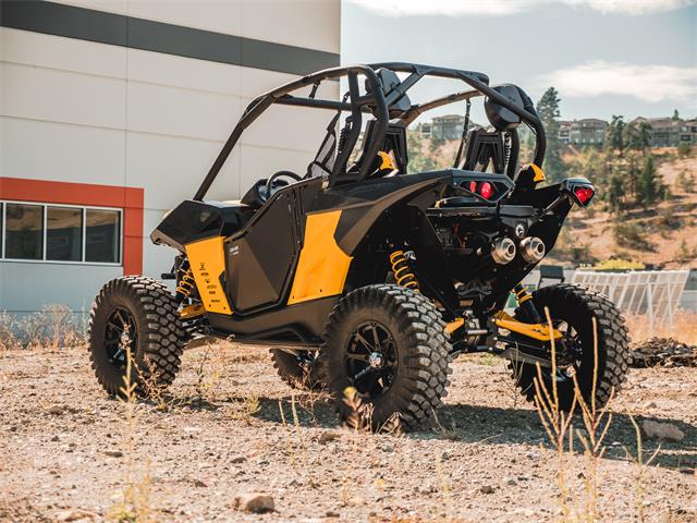 2014 Can-Am Maverick (CC-1256736) for sale in Kelowna, British Columbia