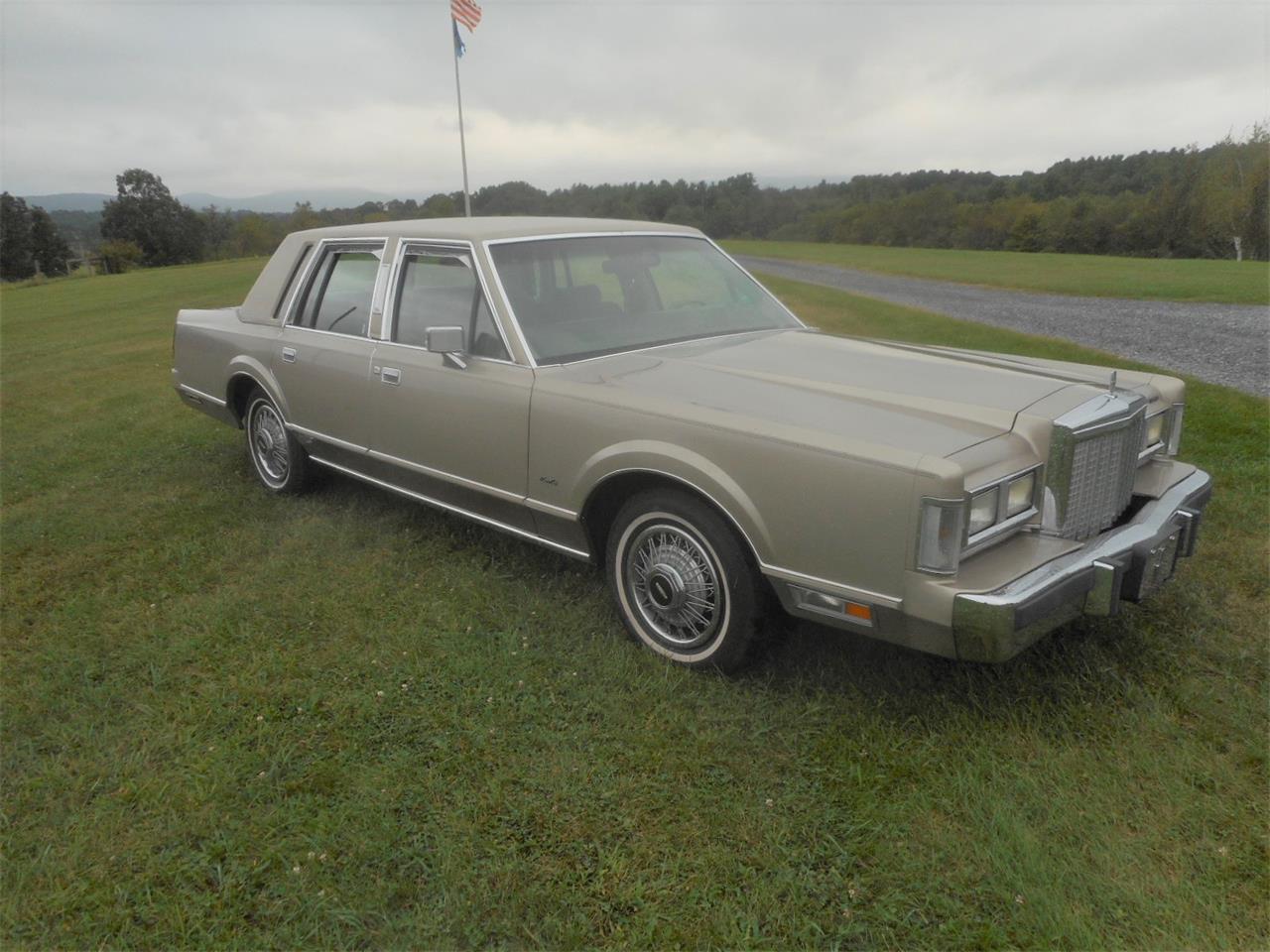 Lincoln town car 1987