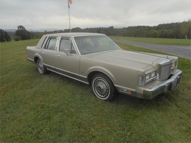 1987 Lincoln Town Car (CC-1259039) for sale in Carlisle, Pennsylvania