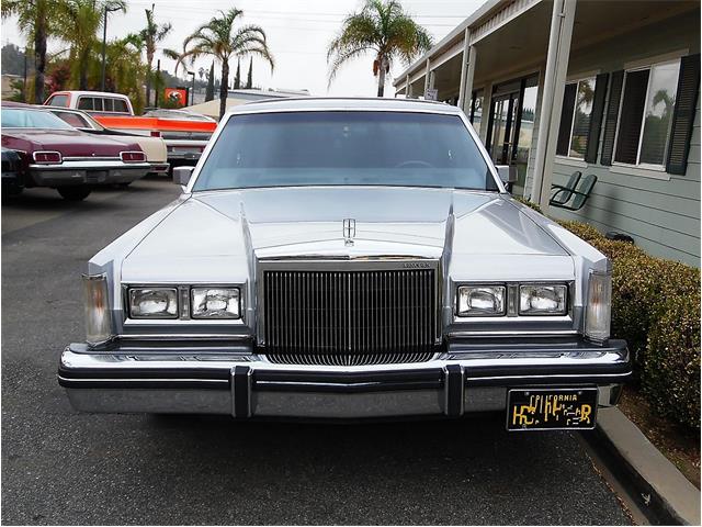 1984 Lincoln Town Car (CC-1266628) for sale in Redlands, California