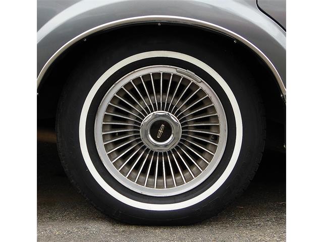 1984 Lincoln Town Car (CC-1266628) for sale in Redlands, California