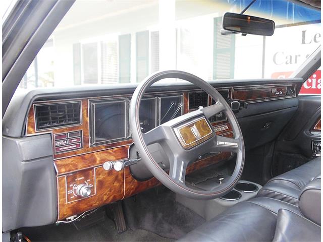1984 Lincoln Town Car (CC-1266628) for sale in Redlands, California